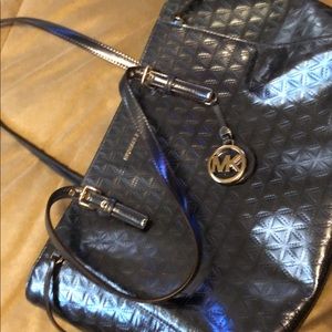 AUTHENTIC LARGE MICHAEL KORS